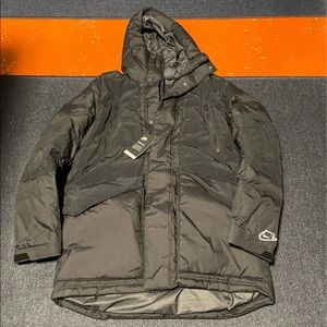 Nike downfill heavy duty puffer